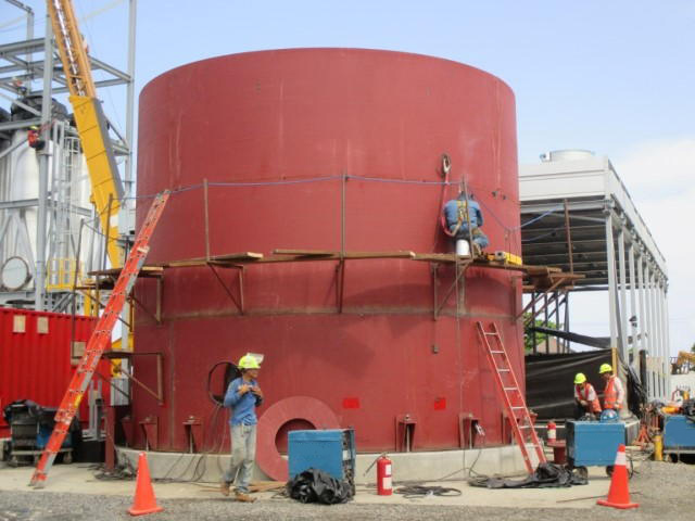   Instalacion de tanques metalicos